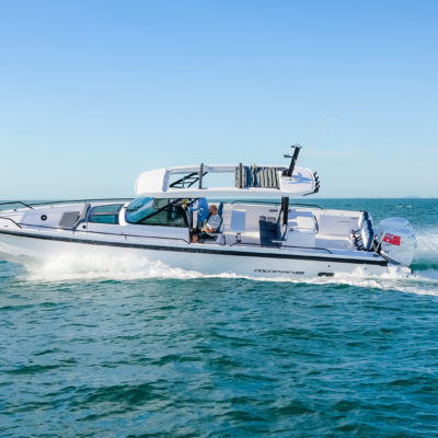 Axopar-37-ST-BLTP-gallery-Tradeaboat-06b__ScaleHeightWzIxNjBd